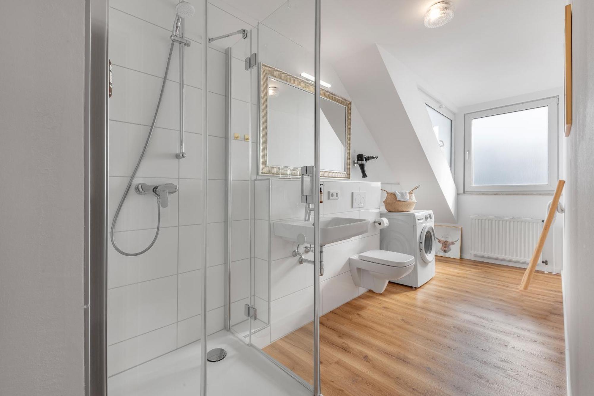 Mango Living I Stadtoase I Modern I 3 Schlafzimmer I 95 Qm I 9 Personen Monchengladbach Ruang foto